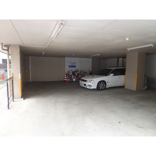 Parking lot