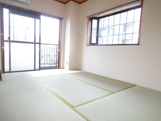 Living and room