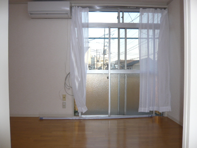 Living and room