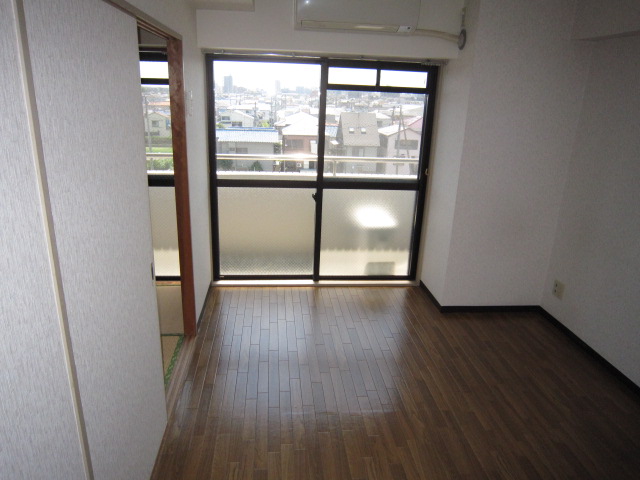 Living and room