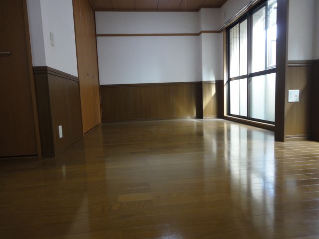 Living and room