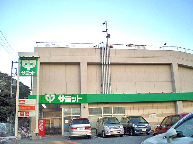 Supermarket. 720m to Summit Hon'isshoku shop