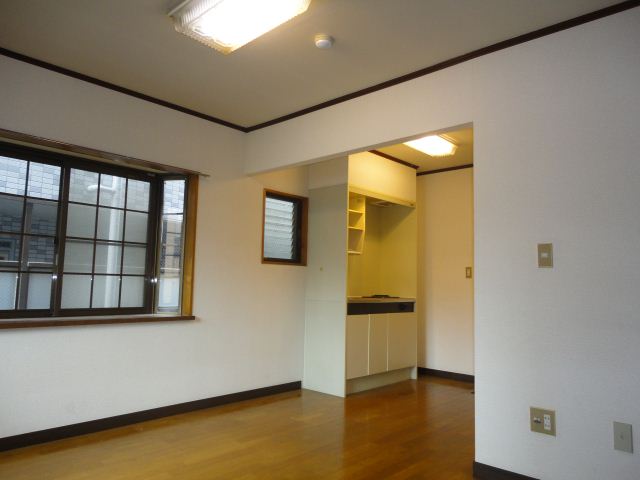 Living and room