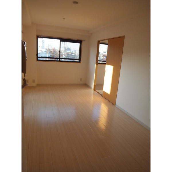 Living and room