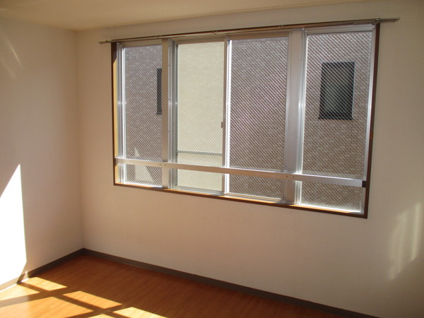 Other room space