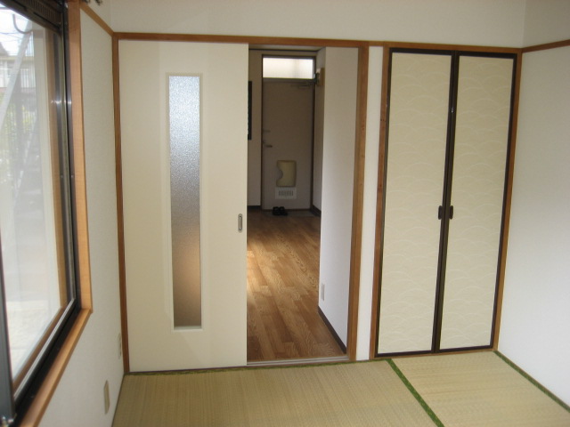 Living and room