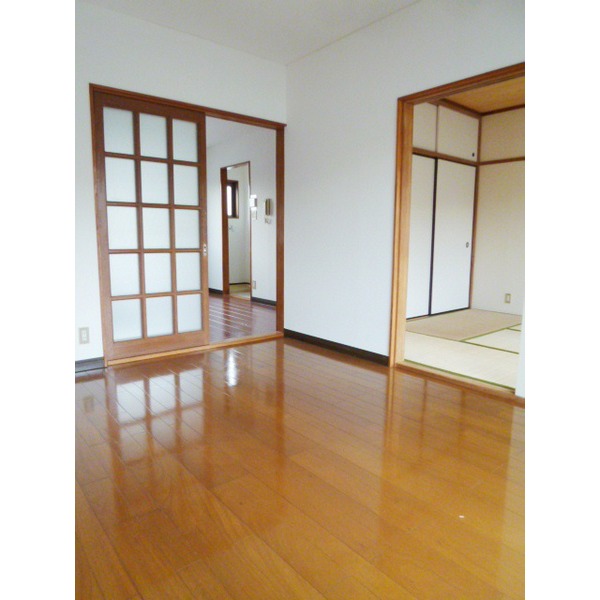 Living and room