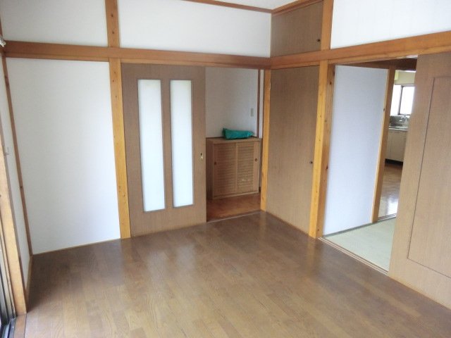 Living and room