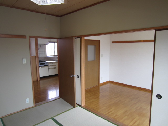 Living and room