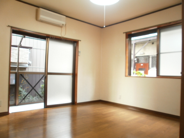 Living and room