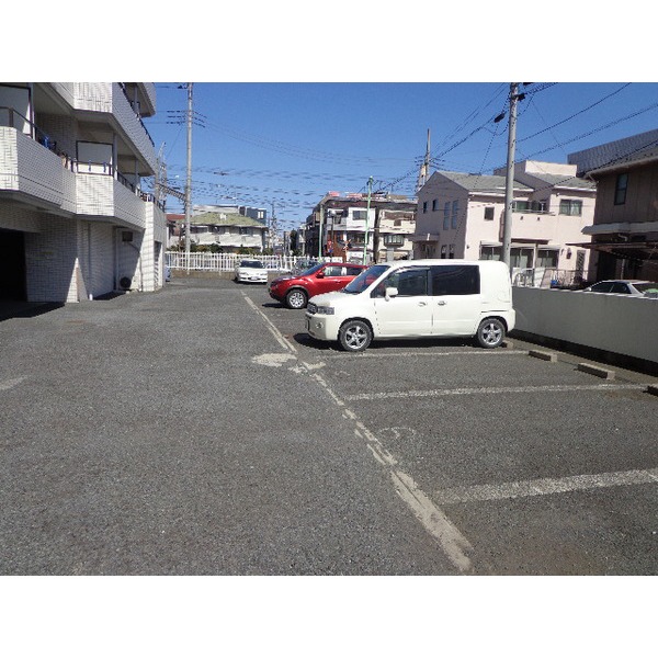 Parking lot
