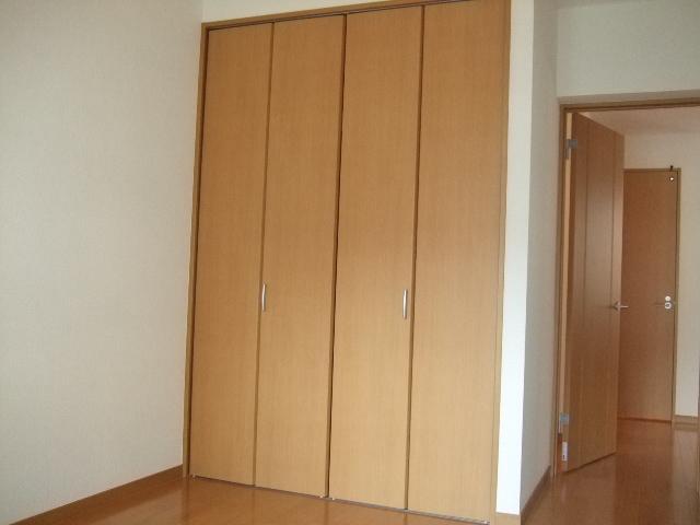 Living and room. Western-style 2