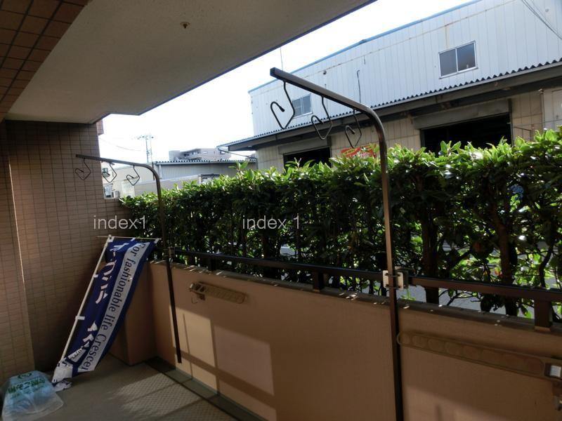 View photos from the dwelling unit. Is a positive per well in the southeast direction.