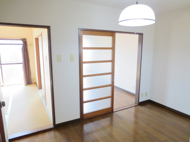 Living and room