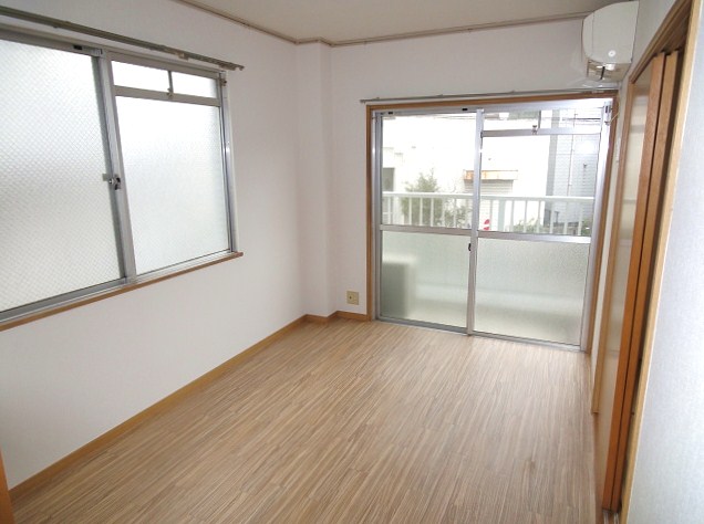Living and room