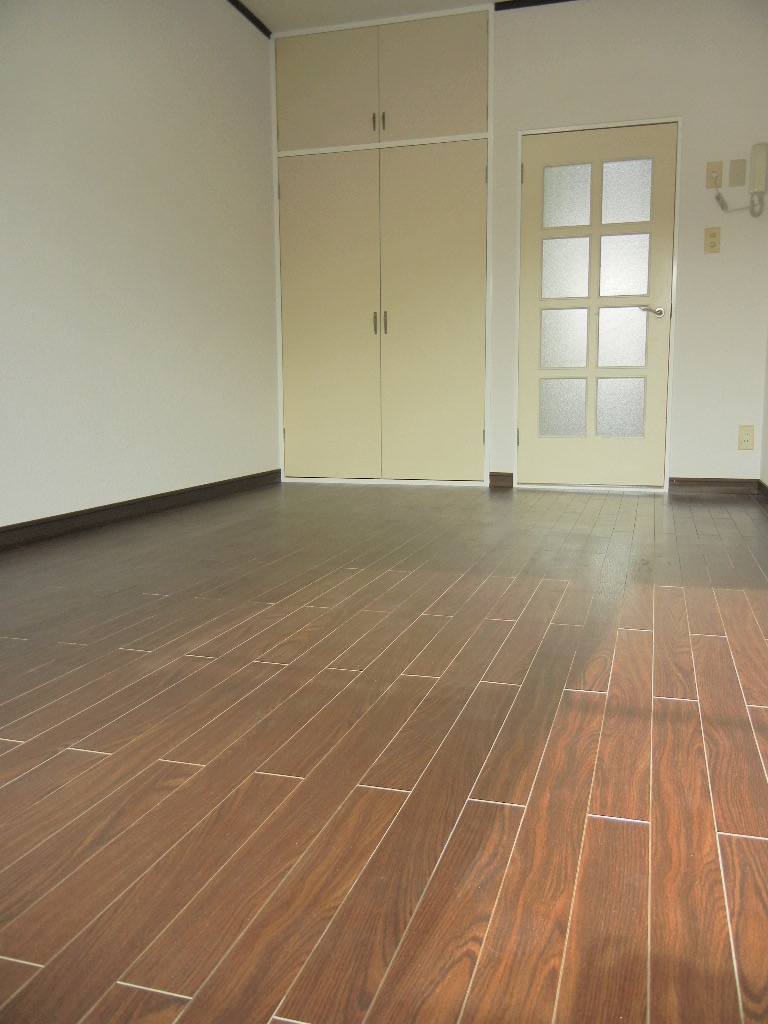 Living and room