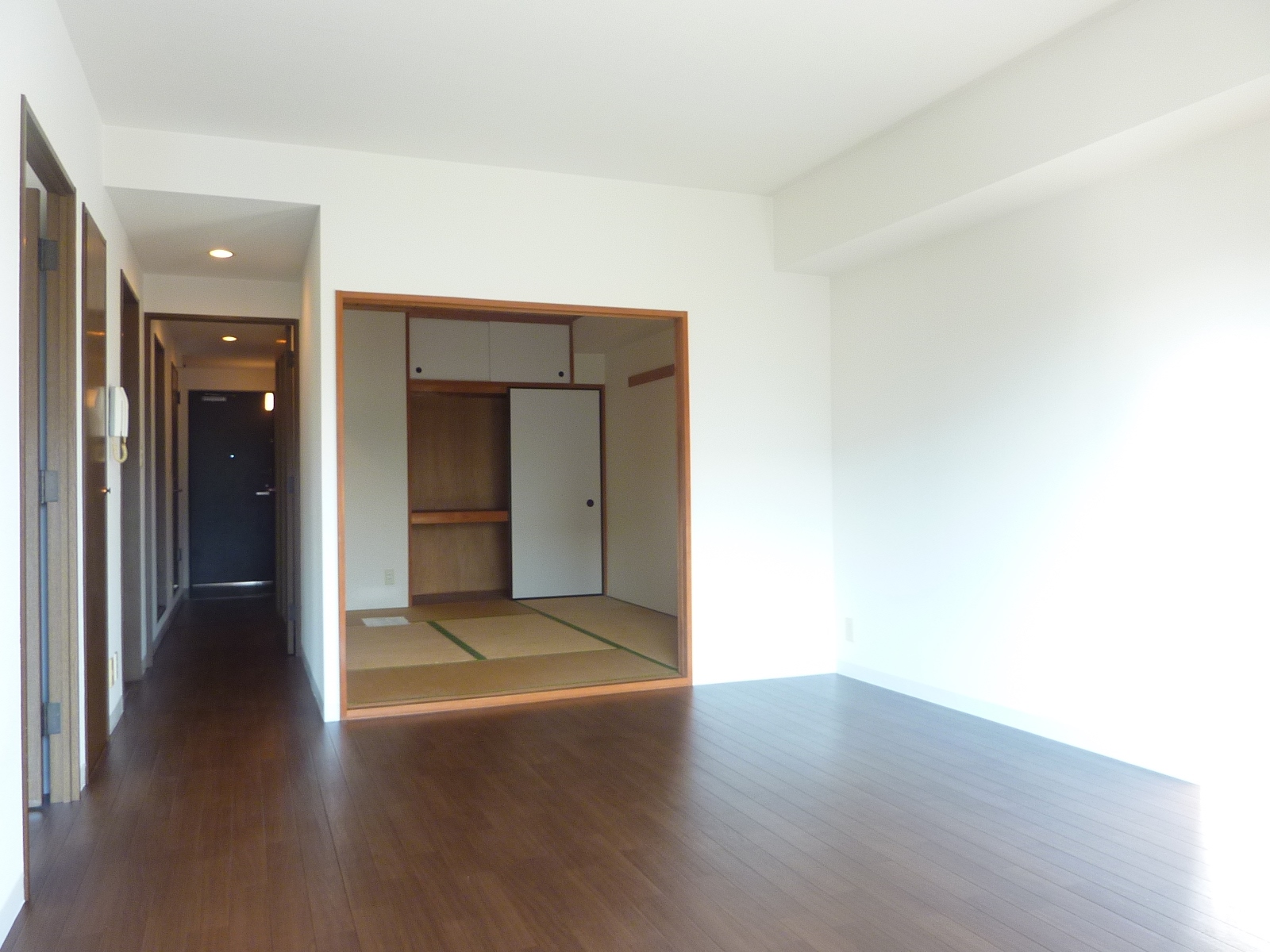 Living and room
