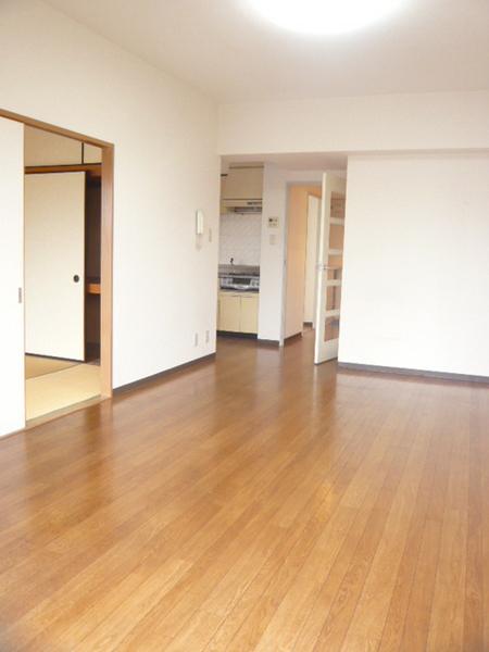 Living and room
