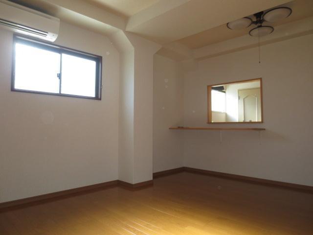 Living and room. Living