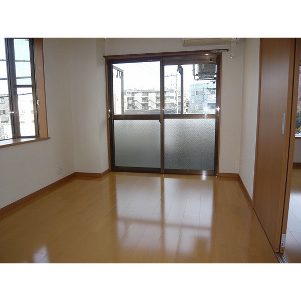 Living and room