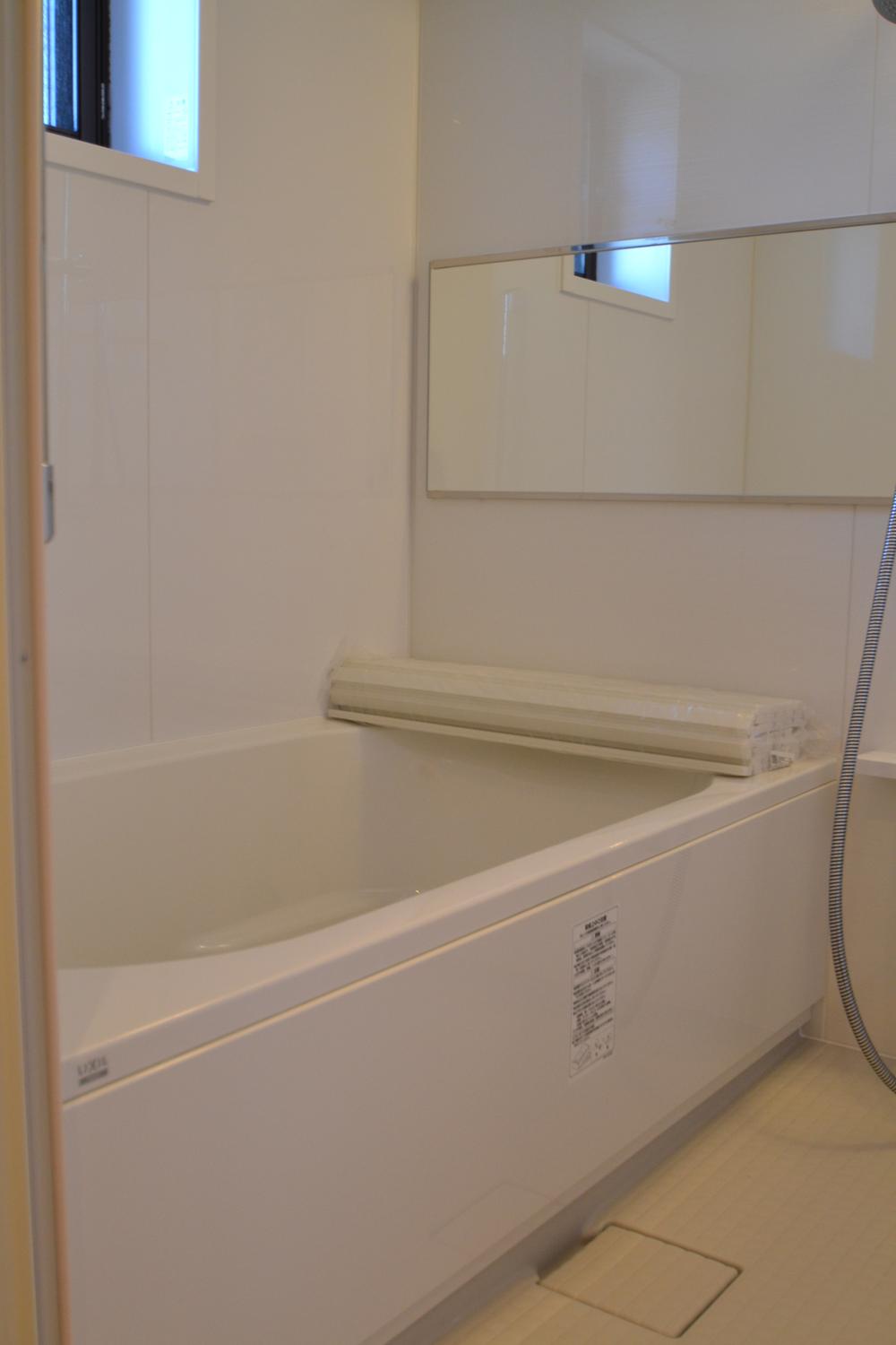 Bathroom. With window. With handrail. Reheating function with bathroom.