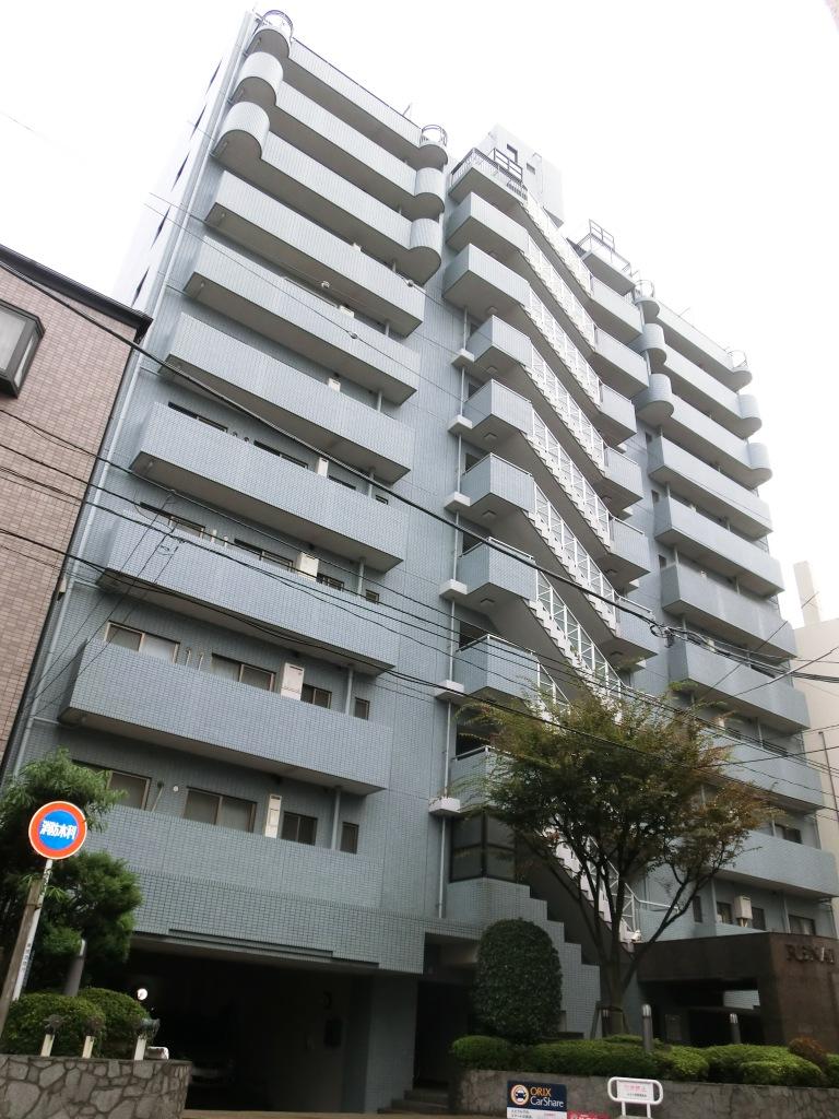 Local appearance photo. Local (10 May 2013) Shooting