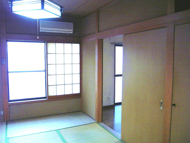 Living and room