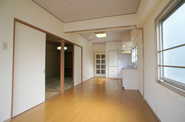 Living and room