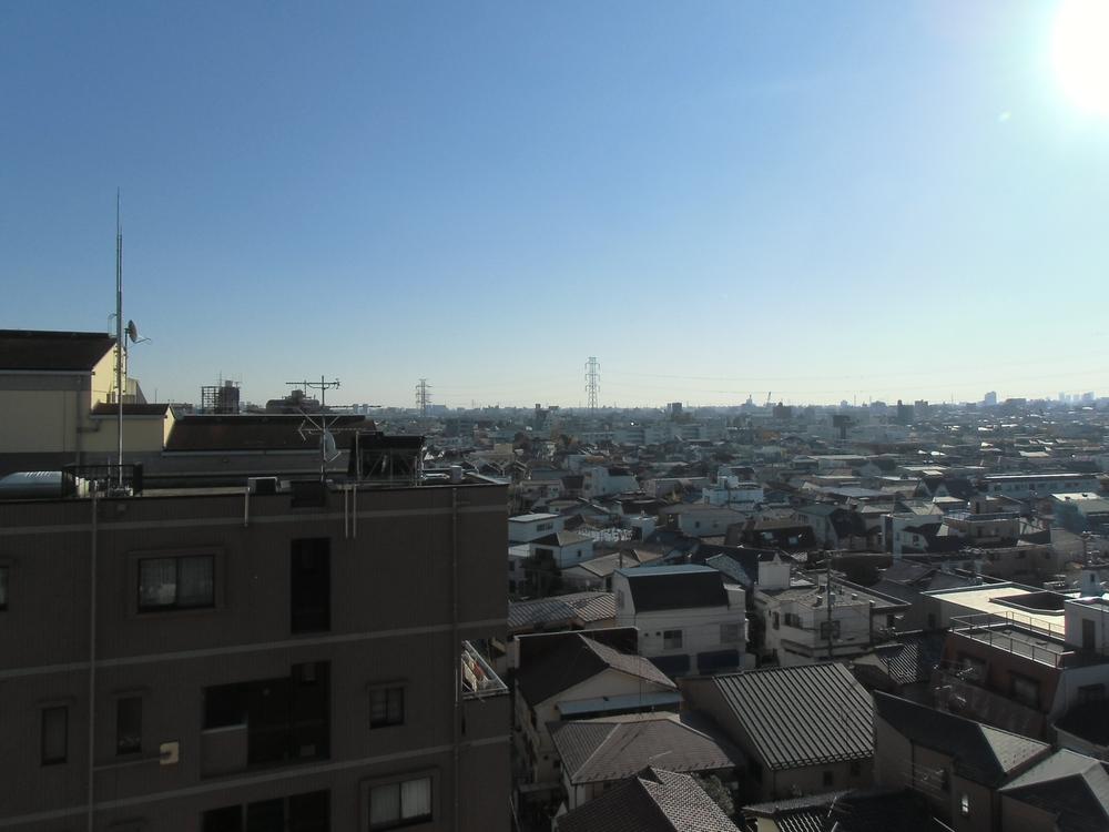 View photos from the dwelling unit.  ■ Per 9 floor, View ・ Day good