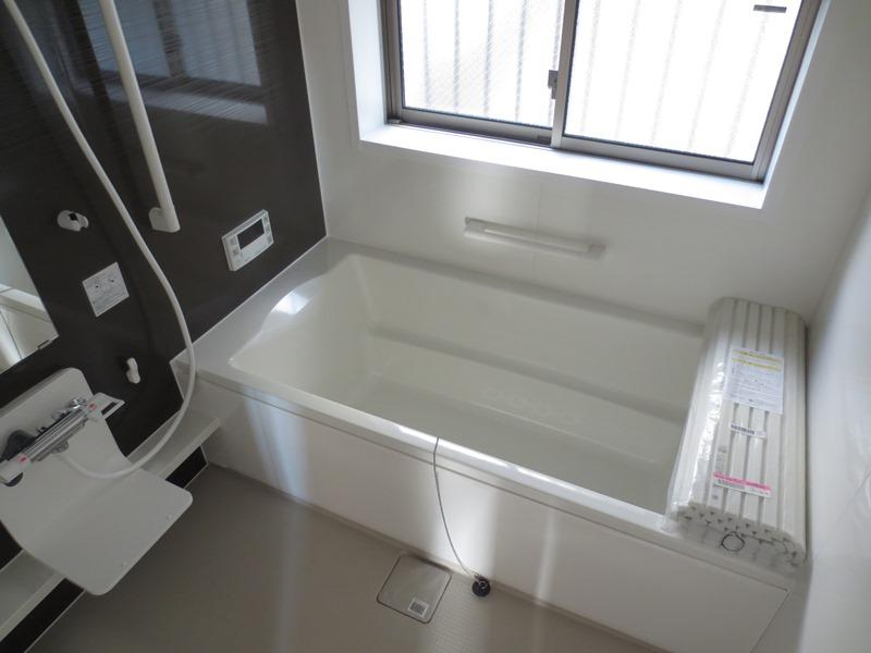 Bathroom. Spacious Madozuke Bathroom with heating dryer Building 2 bathroom
