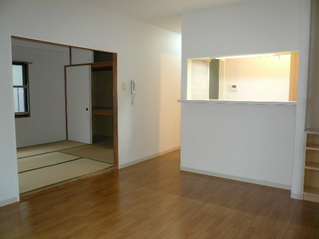 Living and room