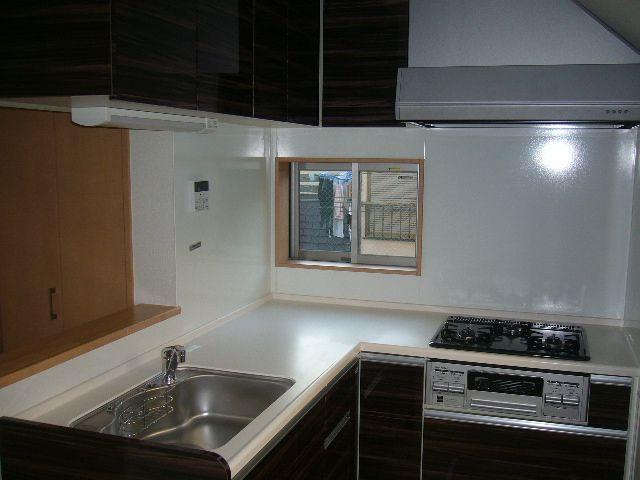 Kitchen. Face-to-face kitchen