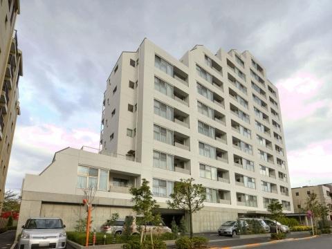 Local appearance photo.  [In town station 11 minutes' walk] Because of the high buildings are not adjacent, Well the day you win a.