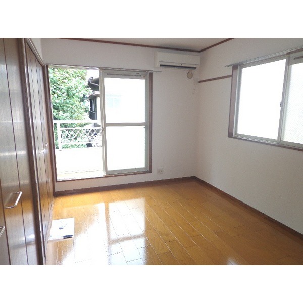 Living and room