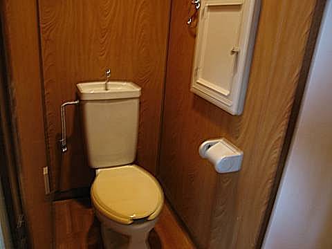 Toilet