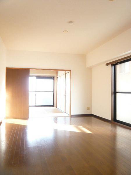 Living and room