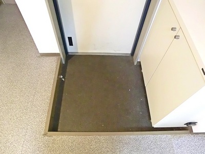 Entrance. It is the entrance space. There are shoe box ☆