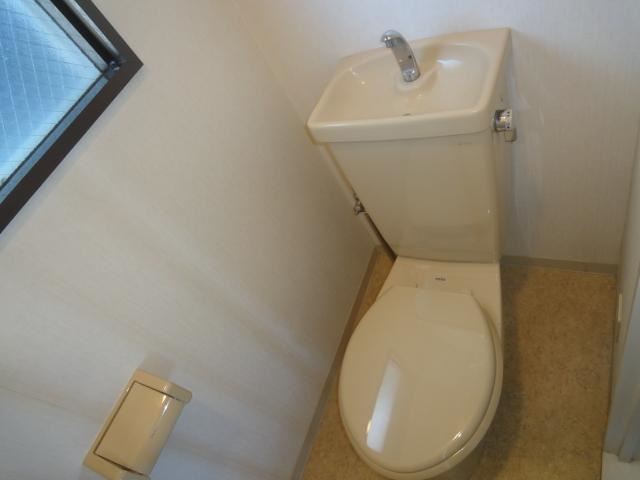 Toilet