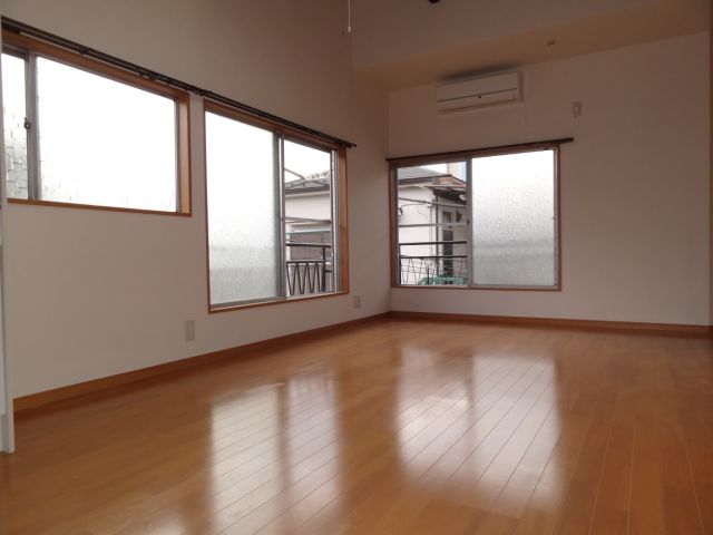 Living and room