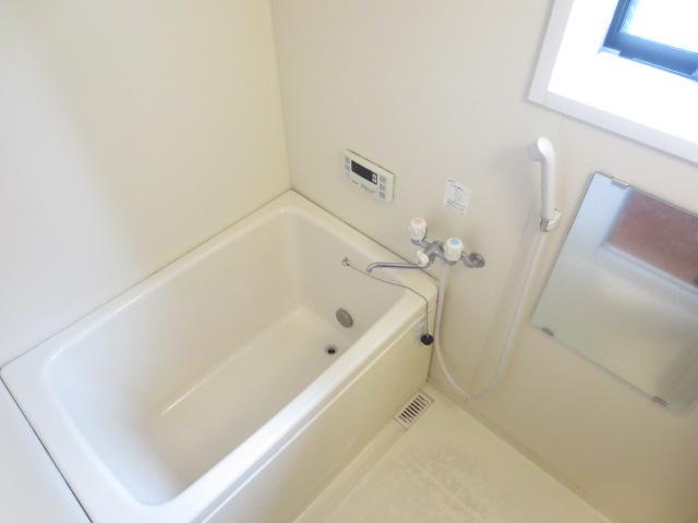 Bath. Bathroom