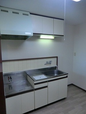 Other. Vertical Photo: Kitchen
