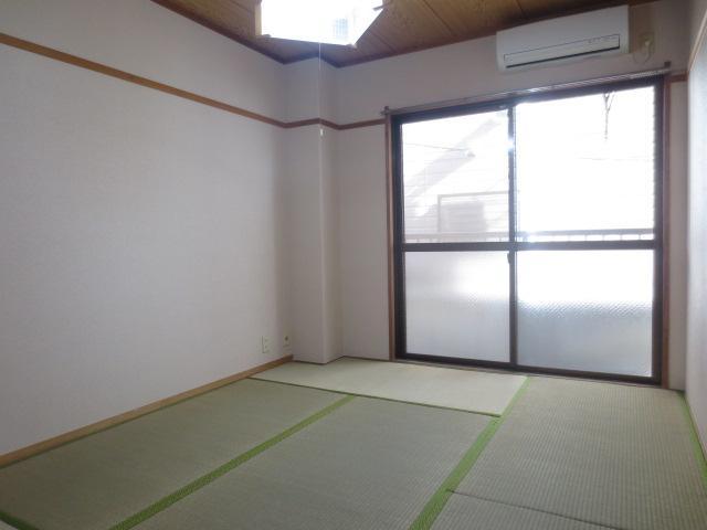 Living and room. Japanese-style room 1