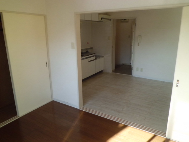 Living and room
