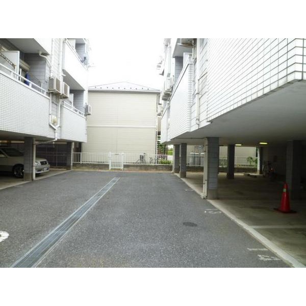 Parking lot