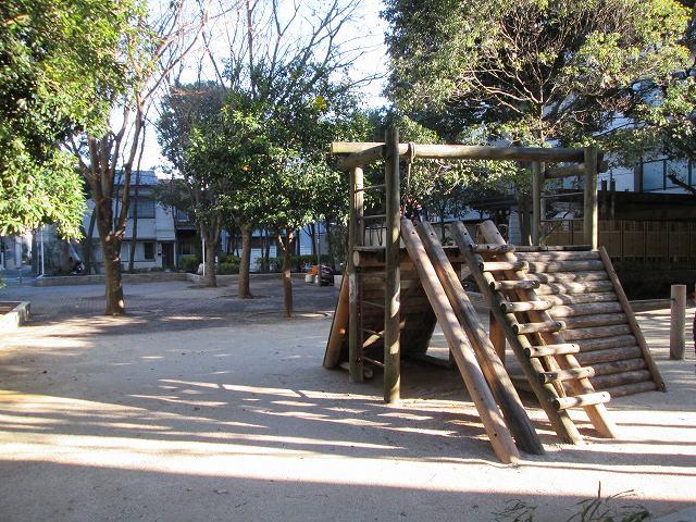 Other local. On-site park (December 2013) Shooting