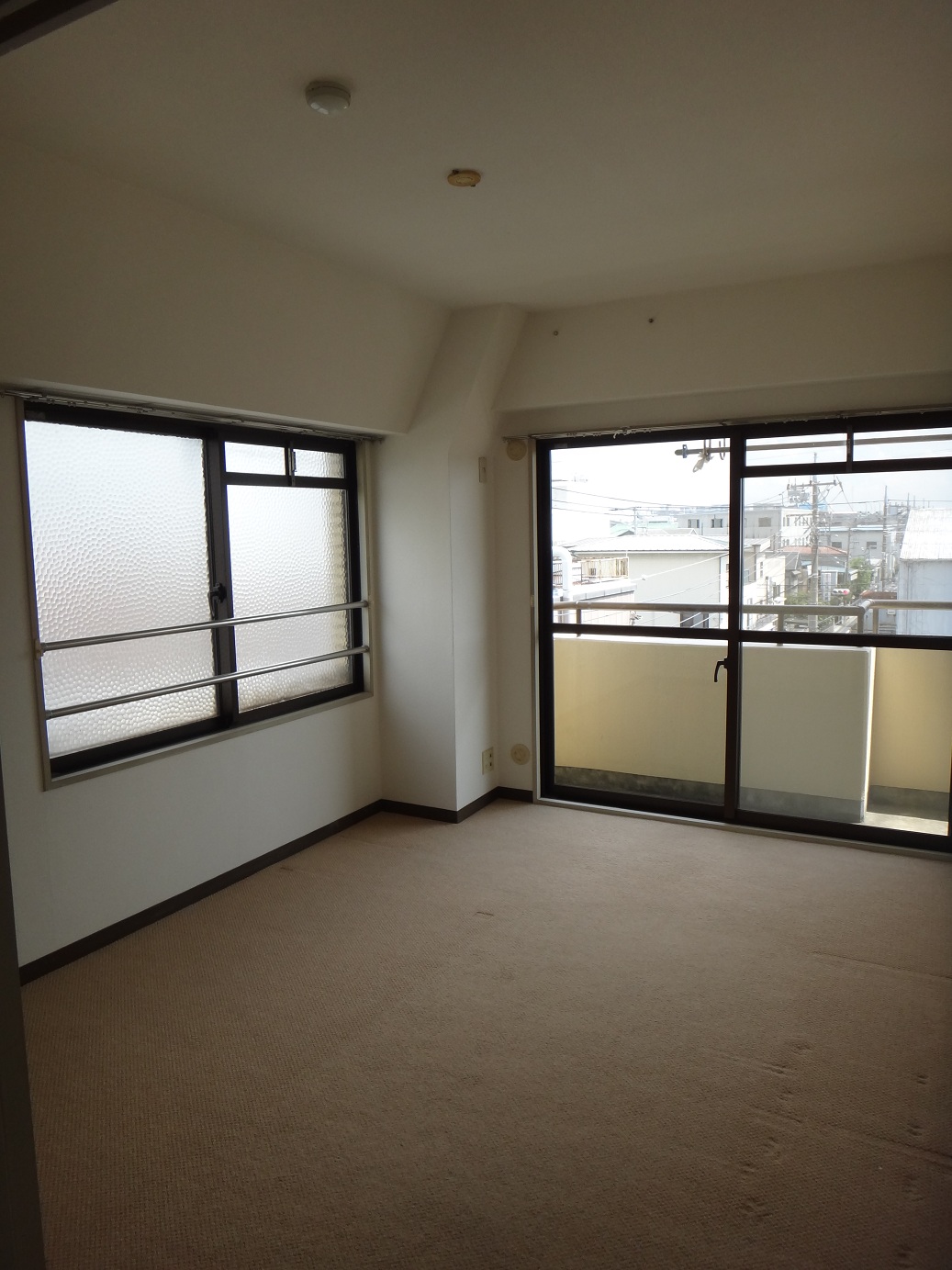 Living and room