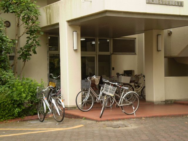 kindergarten ・ Nursery. Freshening the second nursery school (kindergarten ・ 1600m to the nursery)