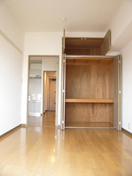 Other room space