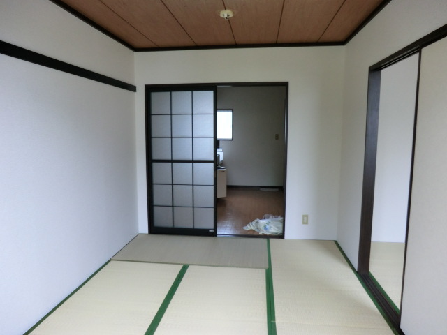 Living and room