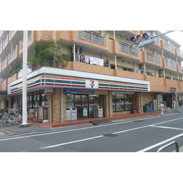 Convenience store. Lawson Matsue 3-chome up (convenience store) 173m